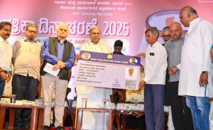 ಪತ್ರಿಕಾ ದಿನಾಚರಣೆಯ ಛಾಯಾಚಿತ್ರಗಳು (2)